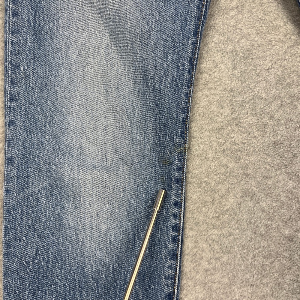 Levi Jeans Womens 25x30 Blue 501 Straight Leg Button Fly Denim Medium Wash - Picture 3 of 13